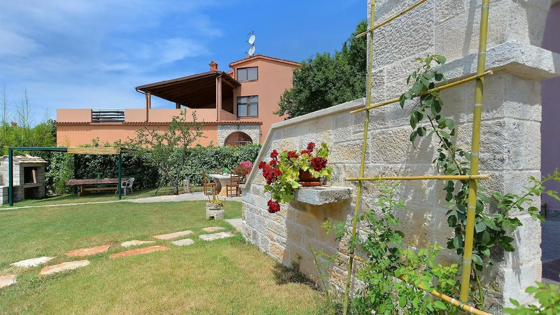 Ferienhaus Mit Privatpool Fuer 16 Personen Ca 240 Qm In Vodnjan, Istrien Istrische Riviera Holiday home Vodnjan